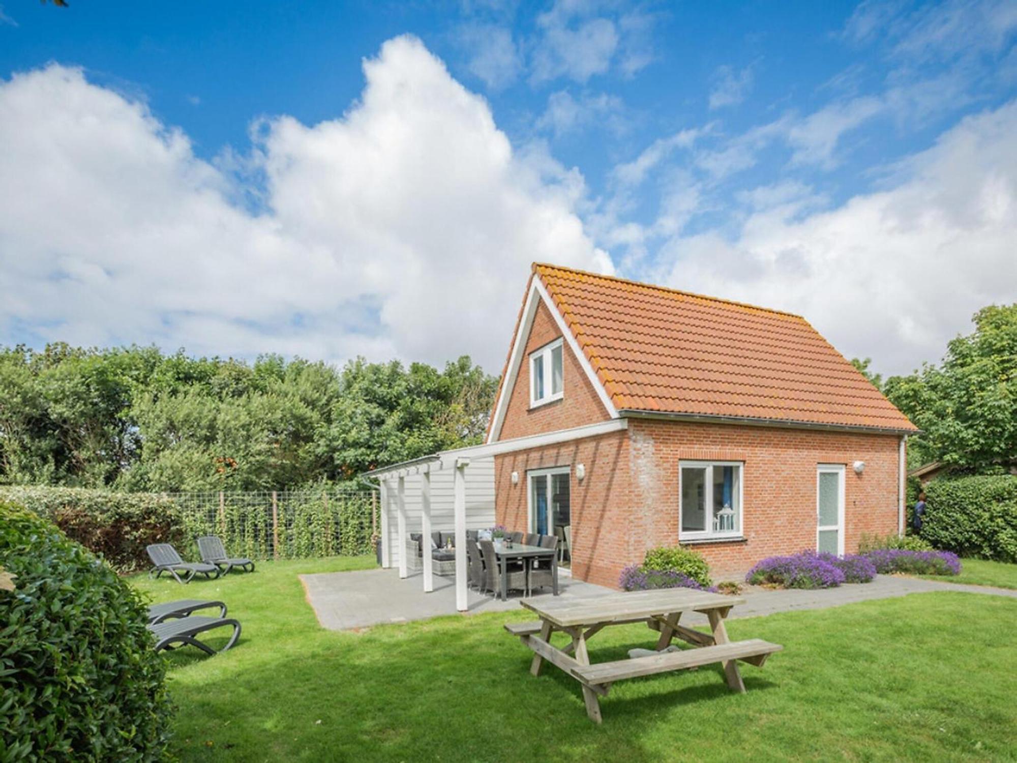 Great Farmhouse In De Cocksdorp With Garden Exteriér fotografie